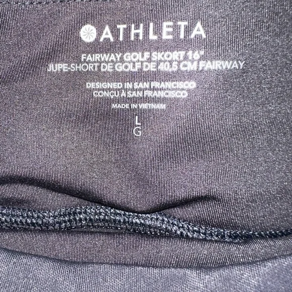 ATHLETA FAIRWAY GOLF SKORT. - Picture 6 of 7